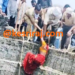 पती-पत्नीचे भांडण, पतीला कुकर मारून पत्नीने घेतली विहिरीत उडी !