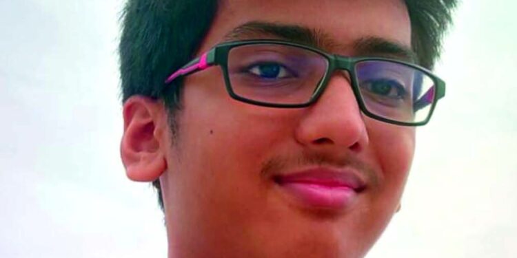 गोदावरी सीबीएसई स्कुल जळगावचा प्रेशित वारके जेईई मेन मध्ये अव्वल