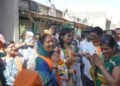 भाजप उमेदवार स्मिता वाघ यांच्या “डोअर टू डोअर” प्रचाराला मिळतोय प्रतिसाद