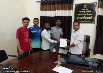 नशिराबाद येथे खड्डे, आसाऱ्यांमुळे ग्रामस्थांना जीवघेणे त्रास