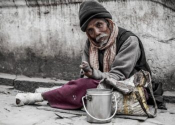 जिल्ह्यात बेसहारा-भिकाऱ्यांचे जीव धोक्यात, उष्णतेच्या लाटेमुळे गंभीर परिस्थिती