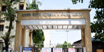 कॅन्टीन मिळण्यासाठी डॉक्टरांचे अधिष्ठातांना निवेदन