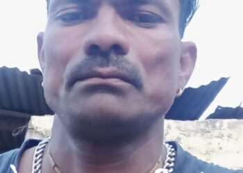 तरुणाची छताला गळफास घेऊन आत्महत्या