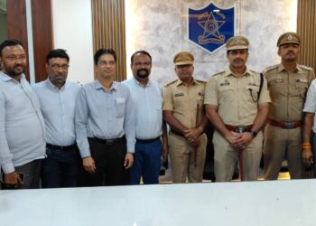 एमआयडीसी पोलीस ठाणे अंमलदार नूतन कक्षाचे उदघाटन