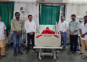सर्पदंश झालेल्या तरुणाला मिळाले जीवदान, जळगाव “जीएमसी”चे यश