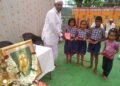 शिरसोली येथे हिराबाई पाटील विद्यालयात जगतराव पाटील यांच्या वादिवसानिमित्त विद्यार्थ्यांना शालेय साहित्य वाटप