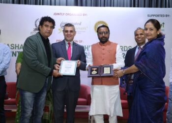 “व्यसनांधिन रुग्णमित्रांसाठी सर्वोत्कृष्ट पुनर्वसन केंद्र” म्हणून दिल्लीत चेतना व्यसनमुक्ती केंद्राचा सन्मान