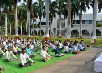 जैन इरिगेशनच्या सर्व आस्थापनांमध्ये जागतिक योग दिवस साजरा
