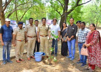 उद्याच्या जगण्यासाठी आज वृक्षारोपण महत्वाचे : डॉ. महेश्वर रेड्डी