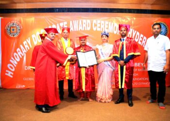 प्रदीपकुमार कळसकर मानद डॉक्टरेट पदवीने सम्मानित