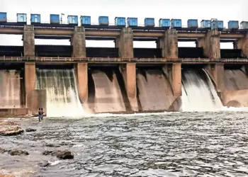 हतनूर धरणाचे दोन दरवाजे उघडले : यंदा २२ दिवस आधीच विसर्ग
