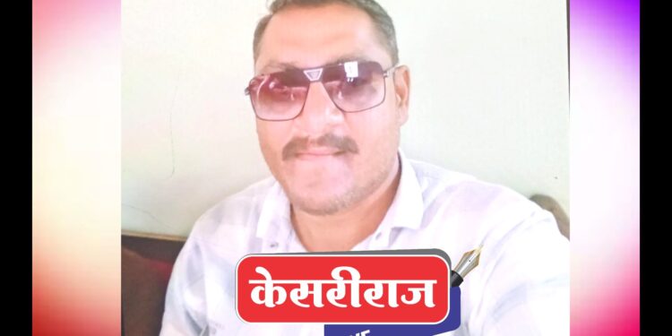 भरधाव कारवर दुचाकीस्वार धडकला : भीषण अपघातात तरुणाचा जागीच मृत्यू