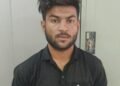 शोरूममधून नवीन ट्रॅक्टरची चोरी : रेकॉर्डवरील गुन्हेगाराला अटक