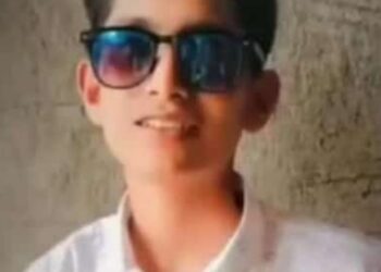 शाळेच्या मैदानावर असताना चक्कर येऊन पडल्यानंतर विद्यार्थ्यांचा मृत्यू..!