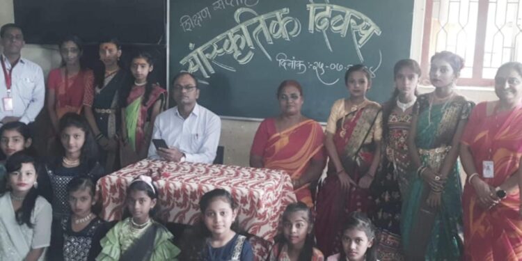 शिरसोली बारी समाज माध्यमिक व उच्च माध्यमिक विद्यालयात राष्ट्रीय शिक्षण सप्ताह