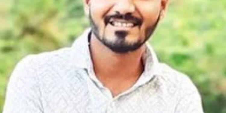 भीषण अपघातात तरुण ठार, पाच बहिणींच्या पाठीवरील होता भाऊ..!