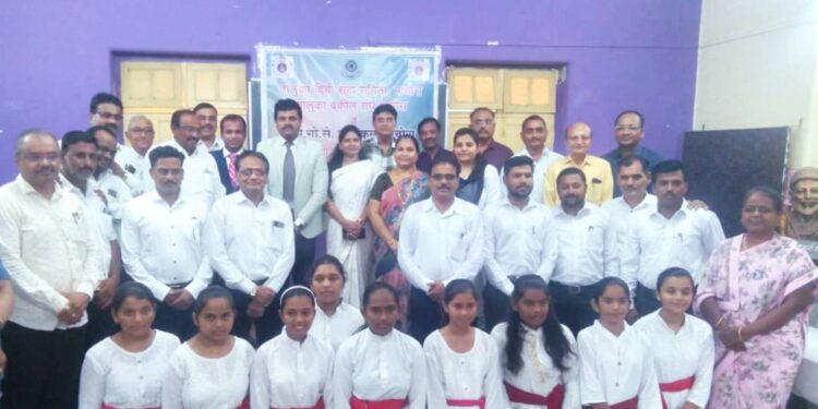 पाचोऱ्यातील गो. से.हायस्कूल येथे विधि सेवा शिबिराचे आयोजन