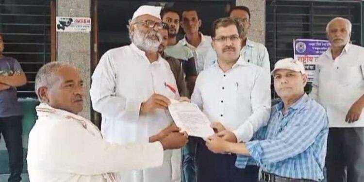 नागझिरी नाल्याचे काम सुरु : पर्यायी रस्ता तयार करण्याची मागणी