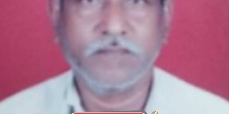 अल्पभूधारक शेतकऱ्याची विषारी औषध घेऊन आत्महत्या