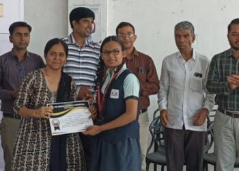 प्रि नेट परीक्षेत पाचोऱ्याच्या सृष्टी सोनवणेचे सुयश