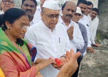 सुकी धरणाचे आ. शिरीष चौधरी यांच्या हस्ते जलपूजन