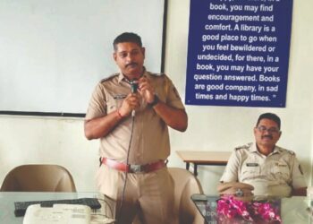 डॉ. उल्हास पाटील वैद्यकिय महा. व रूग्णालयात जागतिक डॉक्टर डे निमीत्‍त डॉ. बिधानचंद्र रॉय यांना अभिवादन, समर्पित व सेवावृत्‍ती जोपासण्याची घेतली शपथ