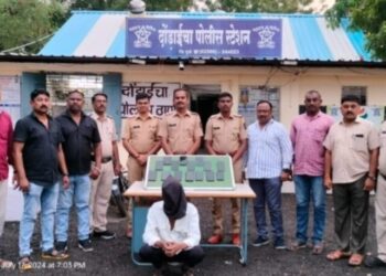 चोरलेला माल विक्री कराताना शिताफीने अटक, १५ मोबाईल जप्त