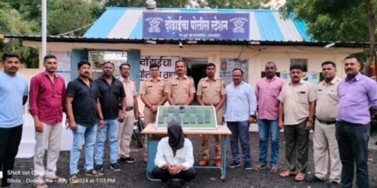 चोरलेला माल विक्री कराताना शिताफीने अटक, १५ मोबाईल जप्त