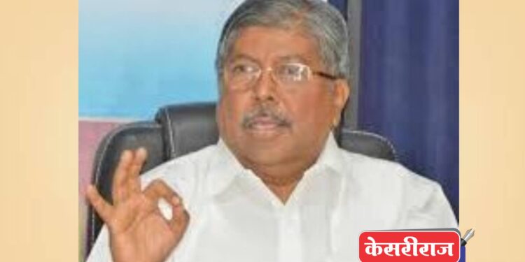 आर्थिक दुर्बल विद्यार्थिनींकडून शैक्षणिक शुल्क आकारल्यास संस्थांवर कारवाई