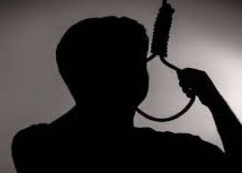 तरुणाची गळफास घेऊन आत्महत्या