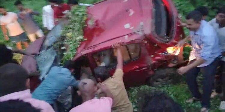 पुन्हा “हिट अँड रन” : कारमधील तिघांसह पाच जण जखमी