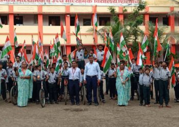 शिरसोली येथे बारी समाज विद्यालयात ‘हर घर तिरंगा’ कार्यक्रम उत्साहात