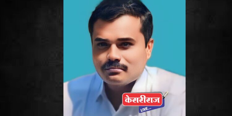 कुटुंबाच्या समोरच शेतकऱ्याला विजेचा धक्का लागून मृत्यू