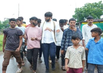 काँग्रेसचे धनंजय चौधरी यांच्या कृतज्ञता यात्रेला रावेर तालुक्यात सुरूवात