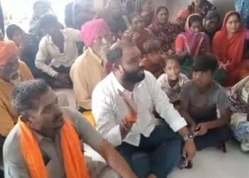 जामनेर नगरपालिकेत शिवसेना ठाकरे गटाचे ठिय्या आंदोलन