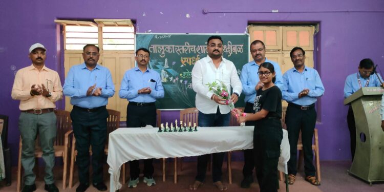 गो.से. हायस्कूल येथे तालुकास्तरीय बुद्धिबळ स्पर्धेचे उद्घाटन उत्साहात
