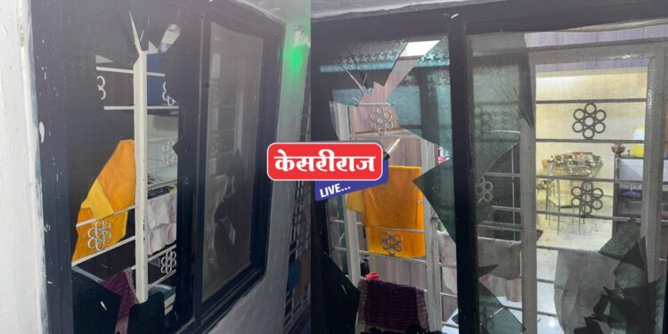 आरटीओ अधिकाऱ्याच्या घरामध्ये तोडफोड करीत टोळक्याचा धुडगूस : घटना सीसीटीव्हीत कैद