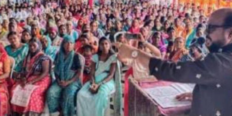 धरणगावात आदिवासी बांधवांसाठी सांस्कृतिक भवन उभारणार