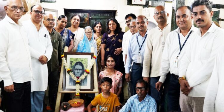 दीड शतकानंतरही बहिणाबाईंचे काव्य टवटवीत- कामिनी अमृतकर