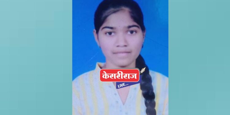 तरुणीने राहत्या घरी घेतले विषारी औषध : उपचारादरम्यान मृत्यू