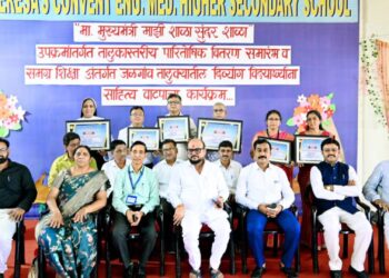 शाळेची गुणवत्ता वाढवून सुंदर शाळा करून नावलौकिक वाढवा