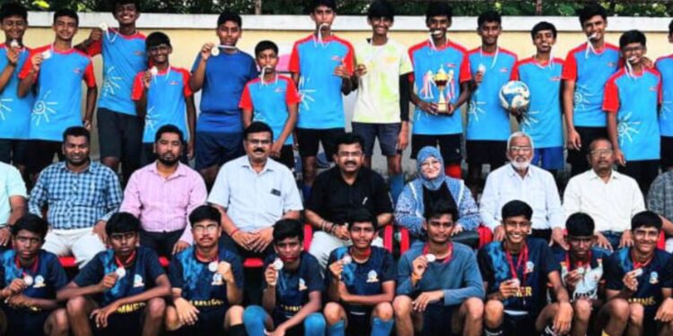 जिल्हास्तरीय फुटबॉल स्पर्धेत मुलांमध्ये अनुभूती विद्यालय विजयी
