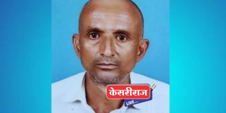 कर्जबाजारी शेतकऱ्याची विषारी औषध घेऊन आत्महत्या