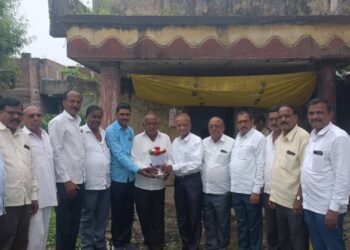 कैलास सानप यांची चिंचोली विकासोच्या चेअरमनपदी निवड