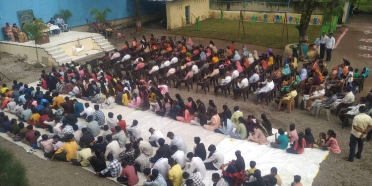 शिरसोली येथील हिराबाई जगतराव पाटील माध्यमिक विद्यालयात शिक्षक पालक सभा उत्साहात