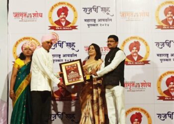 पुरी गोलवाडे येथील ग्रामसेवक आर. पी. तायडे महाराष्ट्र आयडॉल पुरस्काराने सन्मानित