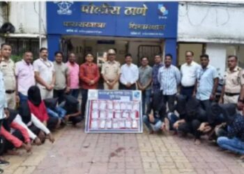 रेल्वेचे तिकीट काढून देण्याचे आमिष दाखवून लुबाडणार्‍या बिहारी टोळीचा पर्दाफाश