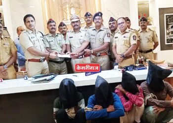 गांजा पिण्याचा जाब विचारल्याने प्रौढाचा चौघांनी केला खून