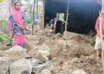 संततधार पावसामुळे घर कोसळले; जीवितहानी टळली