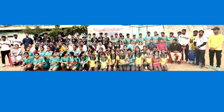 नेहरू चषक हॉकी स्पर्धा गोदावरी इंग्लिश मिडियम स्कूल जळगांव उपविजयी